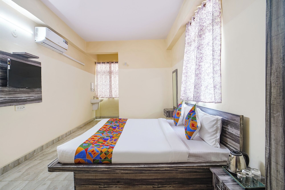 Fabhotel Sree Venkateshwara Residency