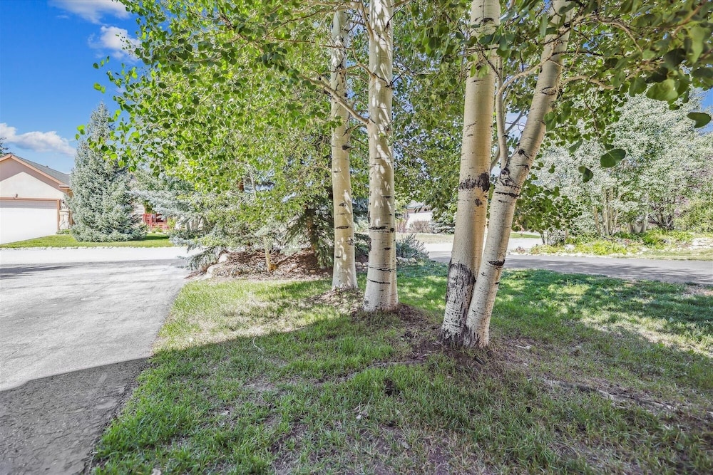 Legend Lake Lookout 4 Bedroom Home