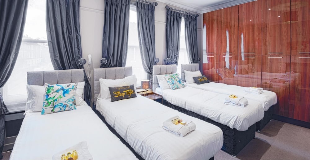 The Gillygate Gathering - Sleeps Up To 16 - City Centre view 5