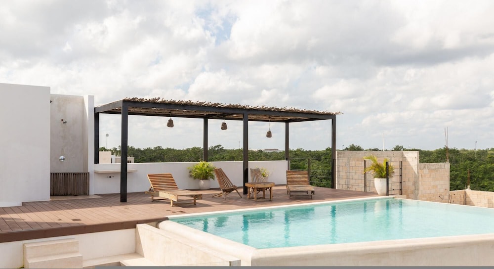 Stunning 2BR Apartment La Veleta Rooftop Pool Amazing Amenities Incredible Jungle View view 3