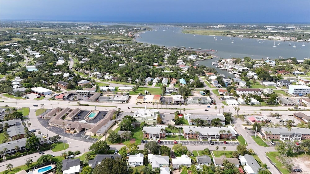 Charming St. Augustine Getaway Near Lighthouse & Historic District