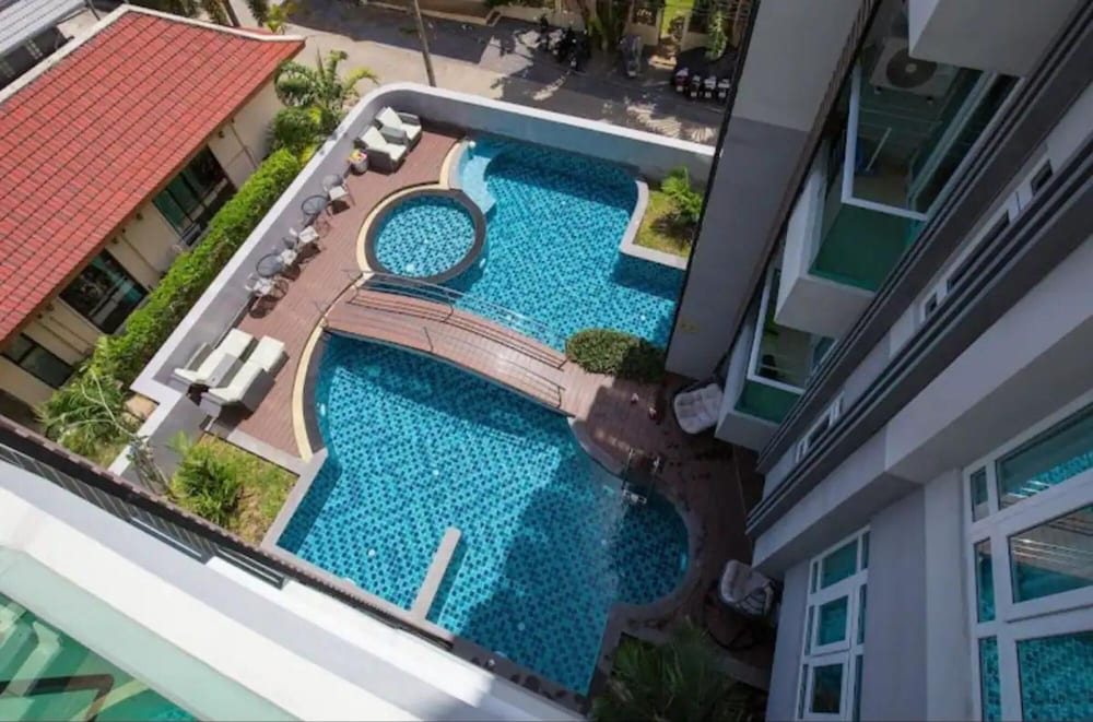 Calypso Gardens in Nai Harn view 5