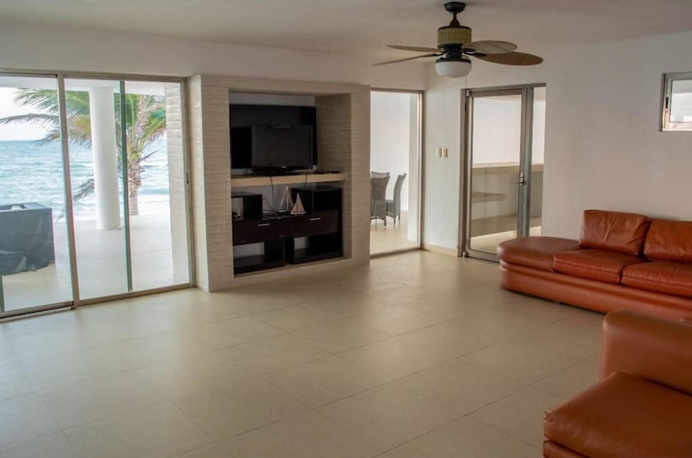 Casa Mauricio - Yucatan Home Rentals view 4