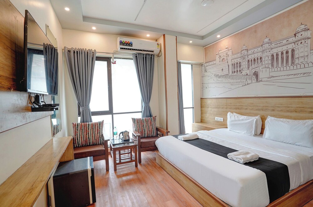 Fabhotel Freedom Star