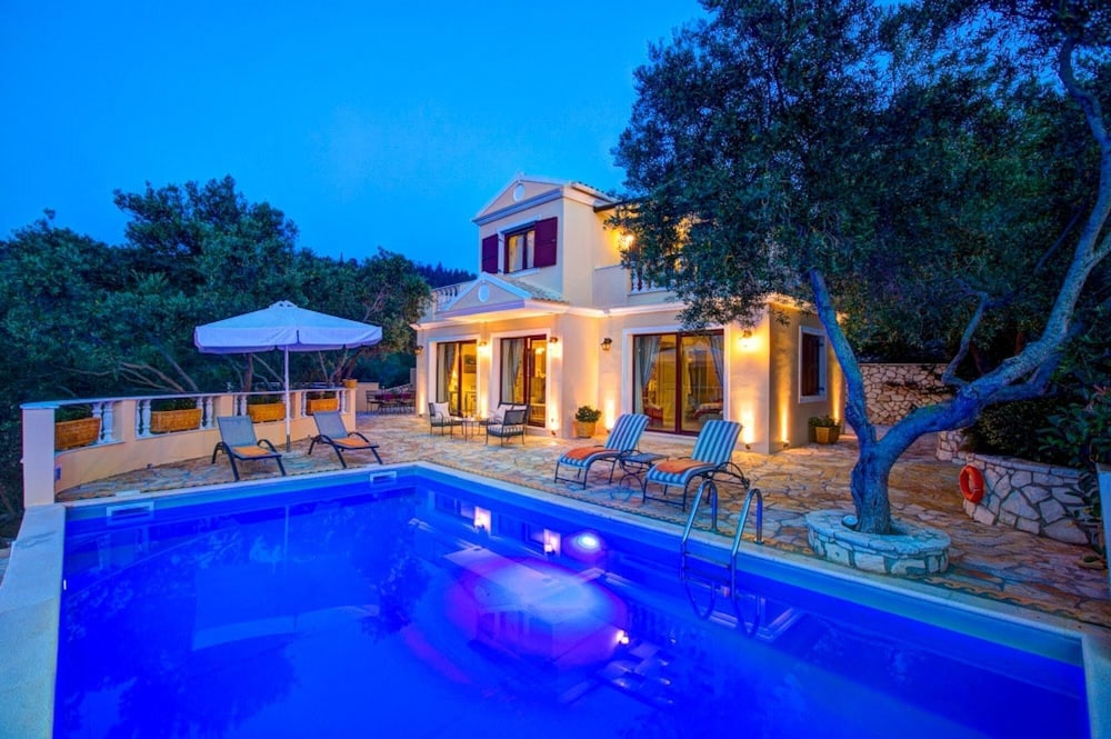 Anastasia Villa - Timeless Elegant Sanctuary With Panoramic Views view 3