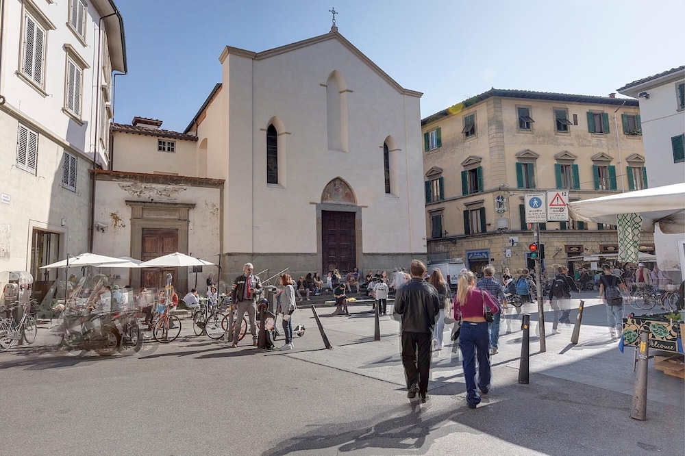 Mezzo 24 in Firenze With 2 Bedrooms and 1 Bathrooms