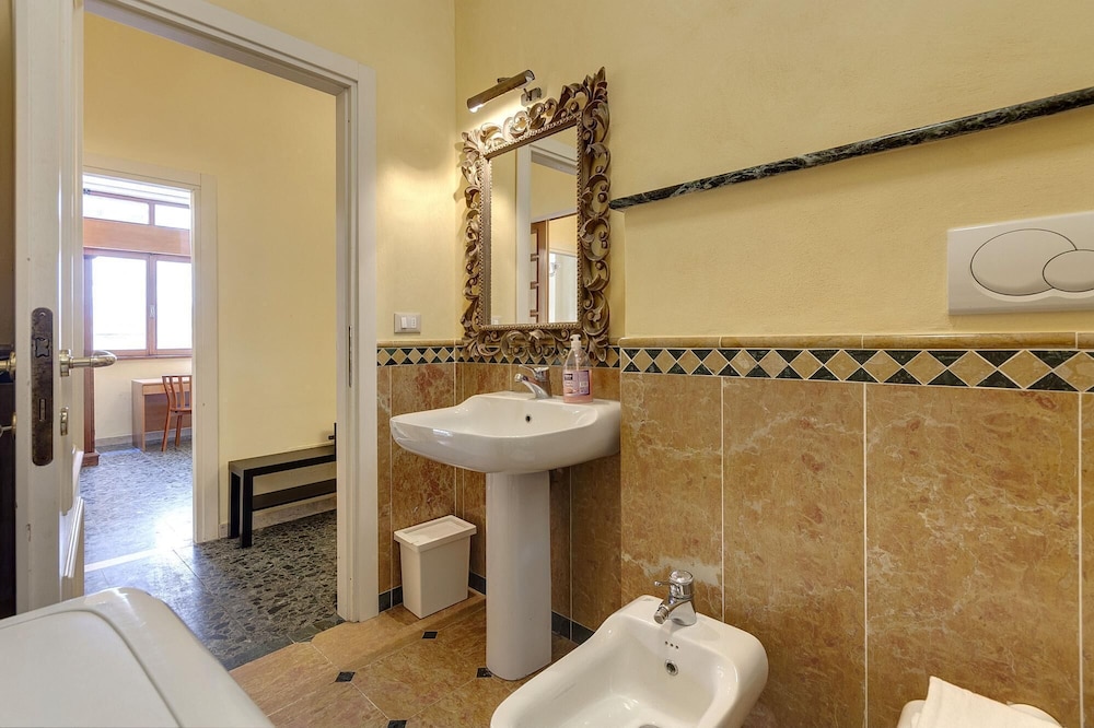 Ponte Vecchio 4 Bedrooms