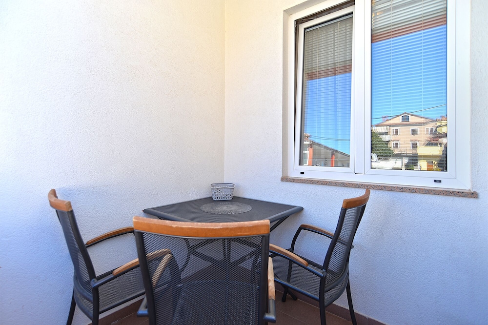 Apartments 2224
