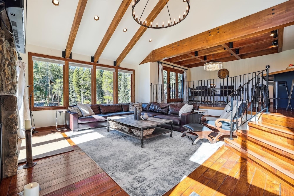 Summit Solitude Estate 3 Bedroom Home