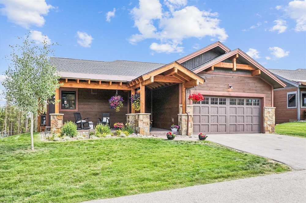 Breck Mountain Getaway 4 Bedroom Home