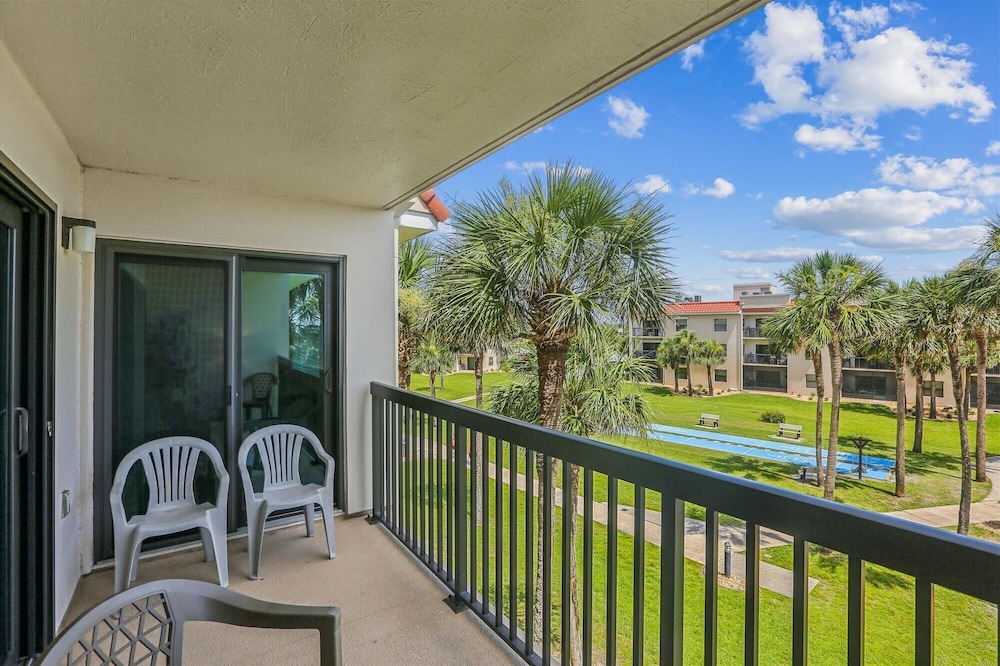 Cozy St. Augustine Getaway Scenic Views & Modern Comforts