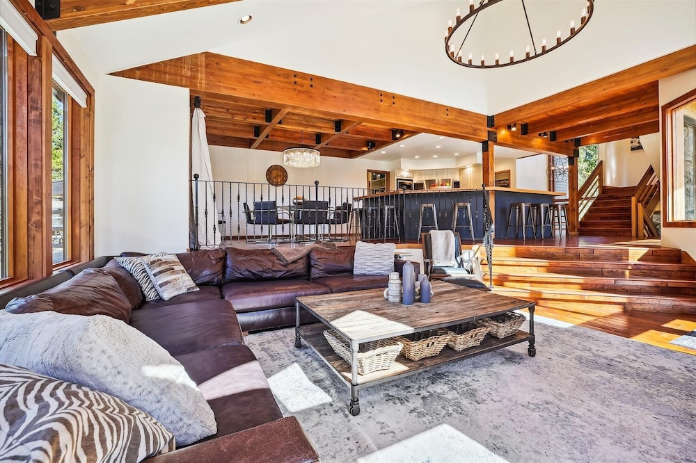 Summit Solitude Estate 3 Bedroom Home