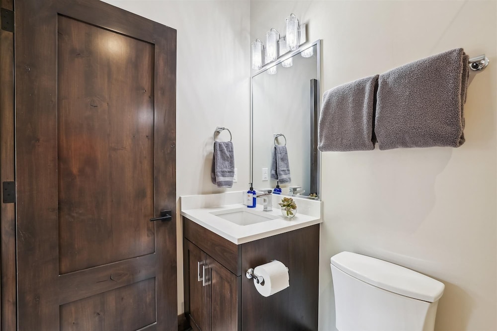 Chateau Breck 4 Bedroom Townhouse