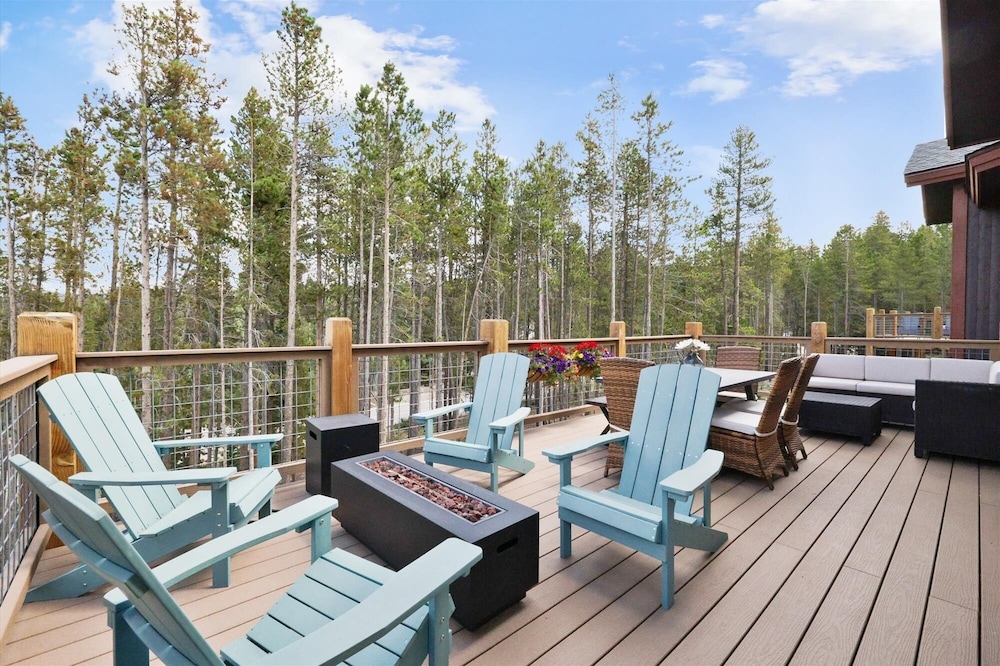 Breck Mountain Getaway 4 Bedroom Home