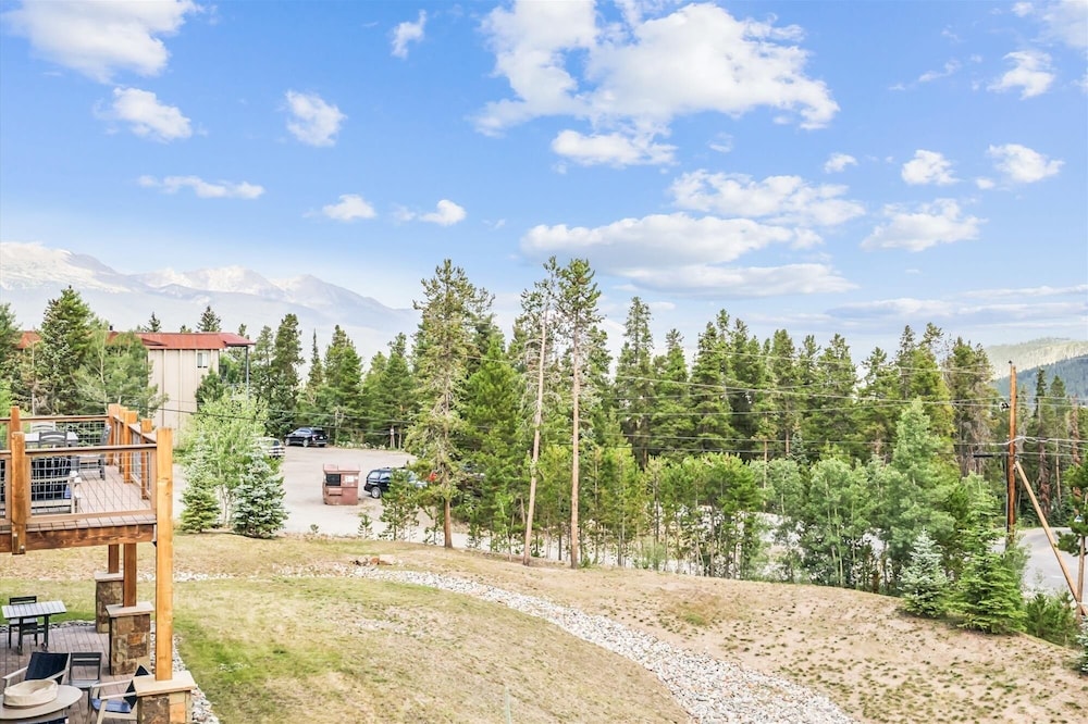 Breck Mountain Getaway 4 Bedroom Home