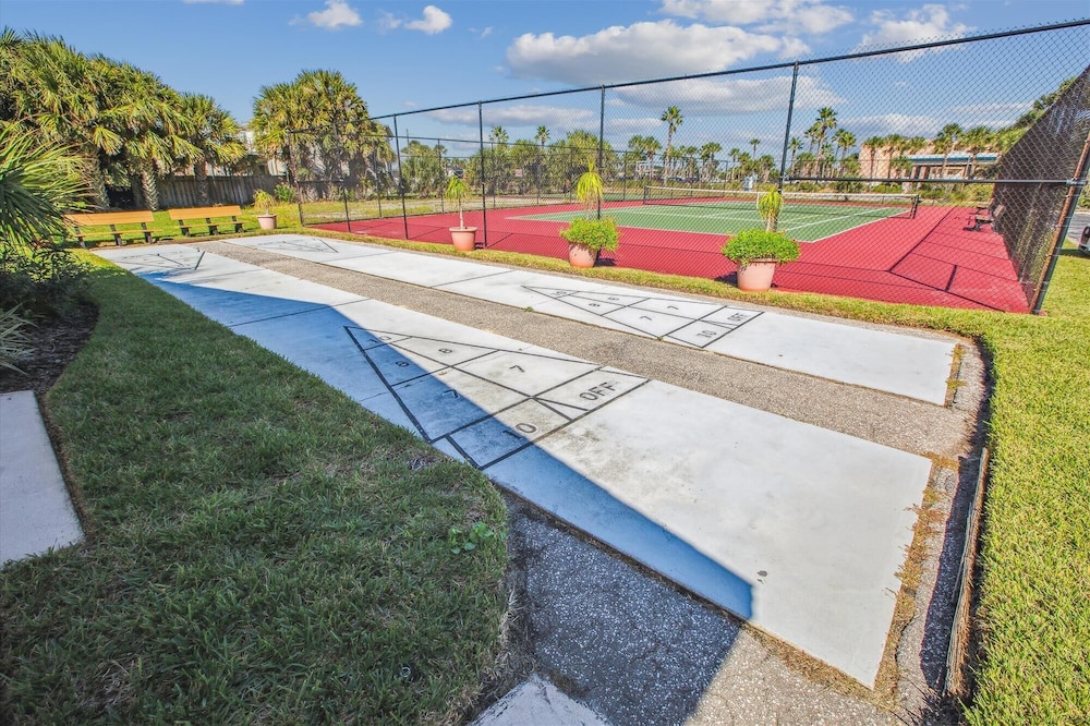Oceanfront 3BR Condo: Gated, Breathtaking View