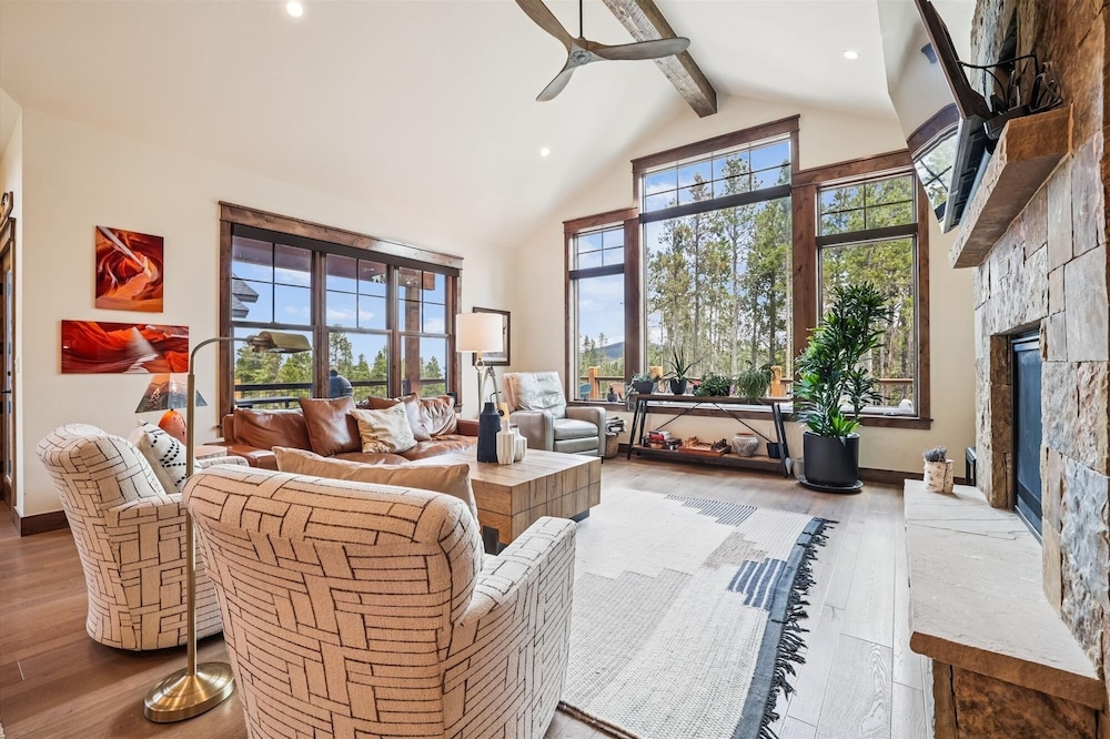 Breck Mountain Getaway 4 Bedroom Home