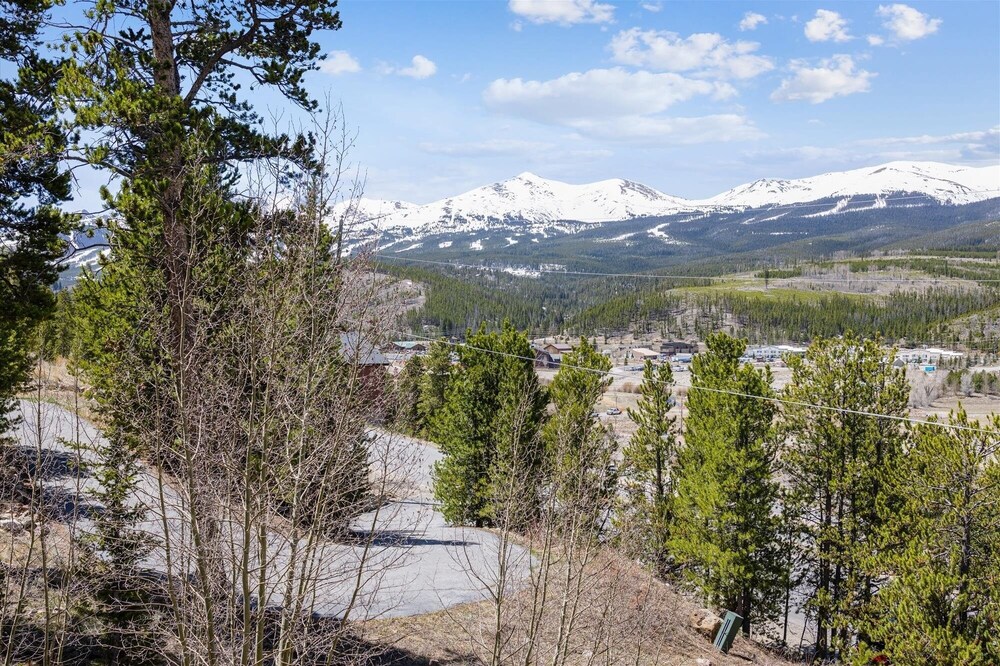 Powder Moose Villa