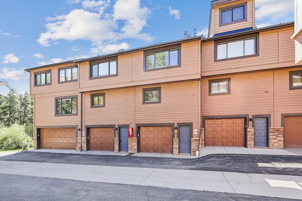 Cedars 3 2 Bedroom Townhouse