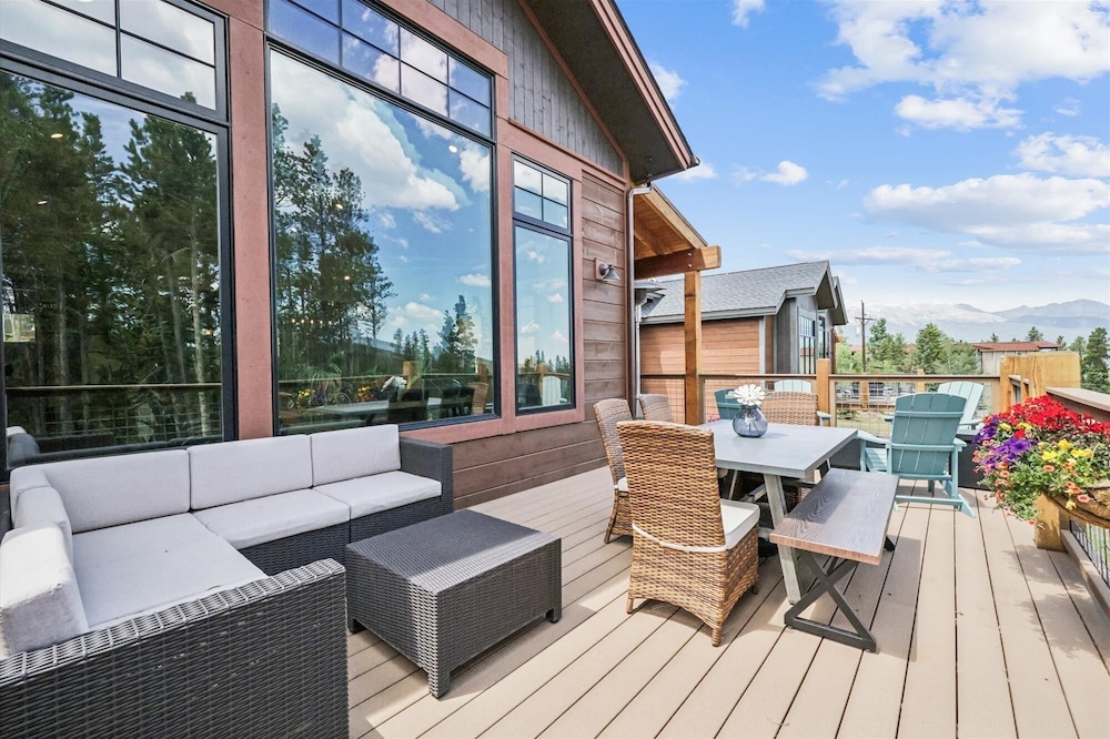 Breck Mountain Getaway 4 Bedroom Home