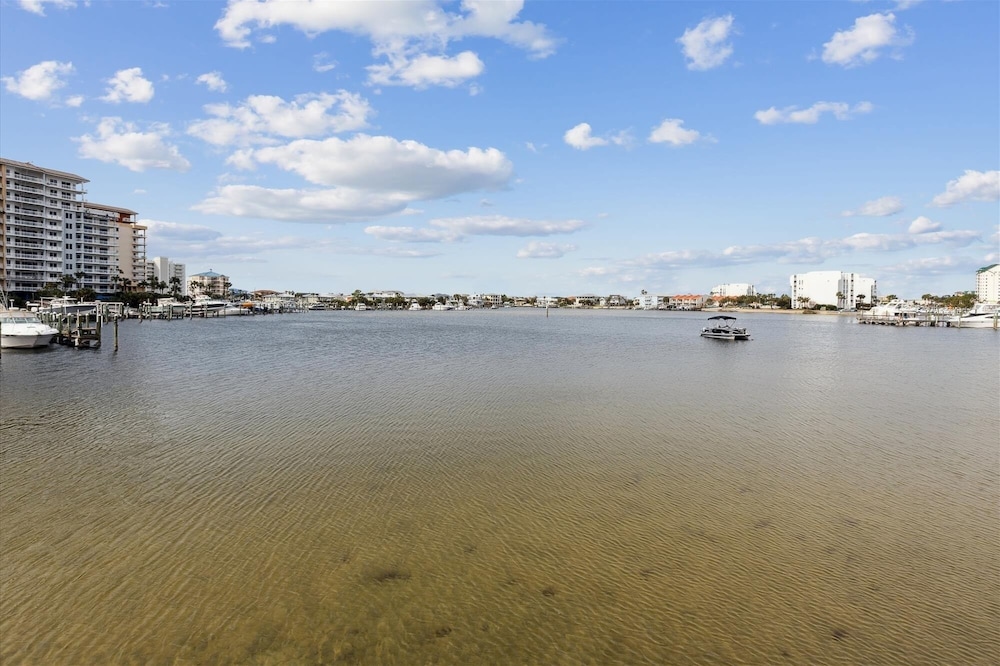 Sandpiper Cove 4121 3 Bedroom Condo by RedAwning view 2