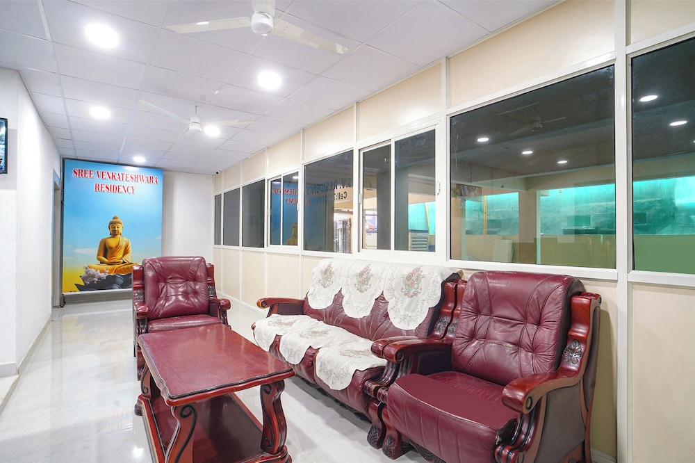 Fabhotel Sree Venkateshwara Residency