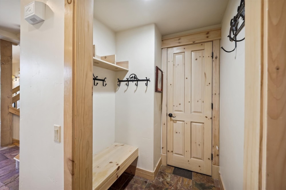 Cucumber Patch 44 4 Bedroom Townhouse by RedAwning