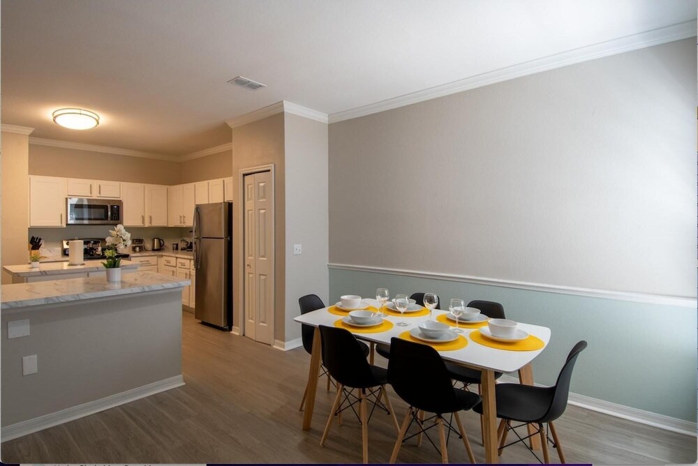 Jacksonville Vacations - Upgraded 3 bed apt Close to Beaches and Mayo Clinic - Property Image 3
