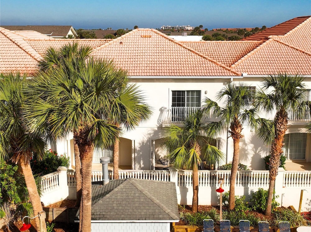 Beachside Bliss: 3BR Coastal Condo w/ Pools & Patio in St. Augustine