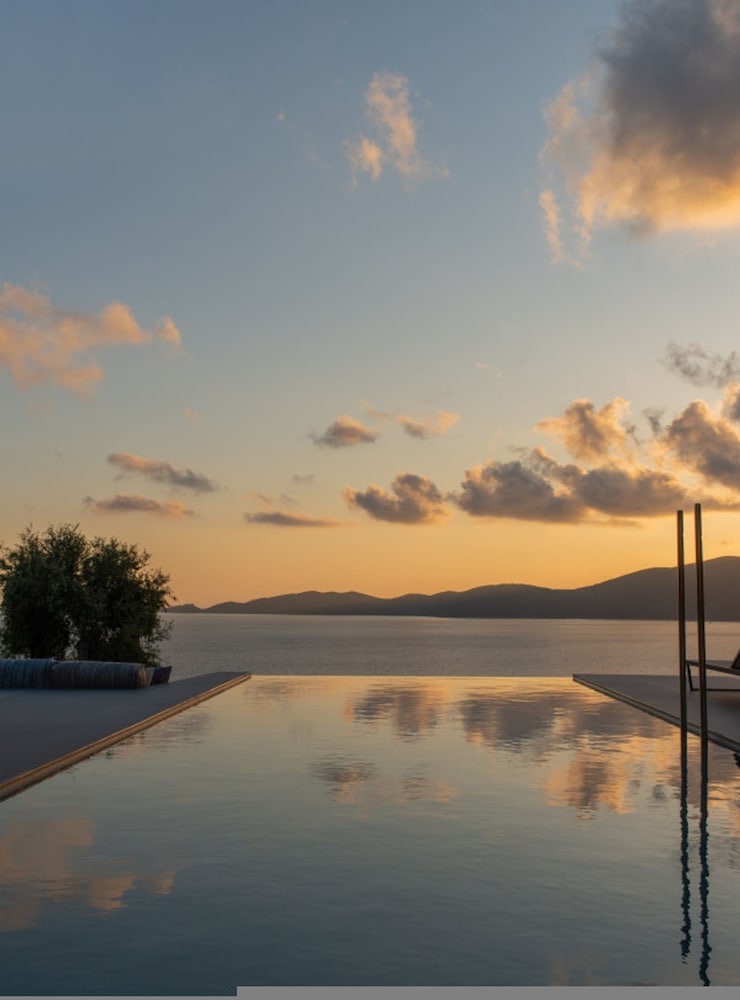 EGO Villas in Vasiliki