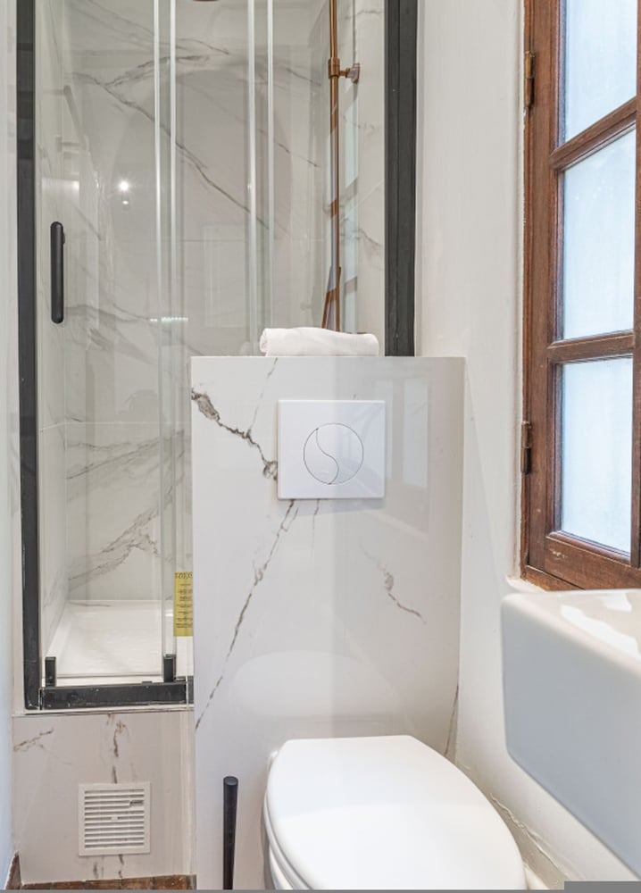 Lavie Maison Marais Studio Gem