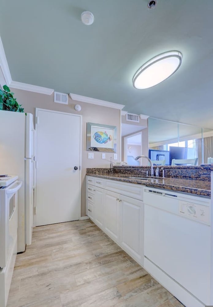 Gorgeous San Luis Condo Amazing Pool Amenities