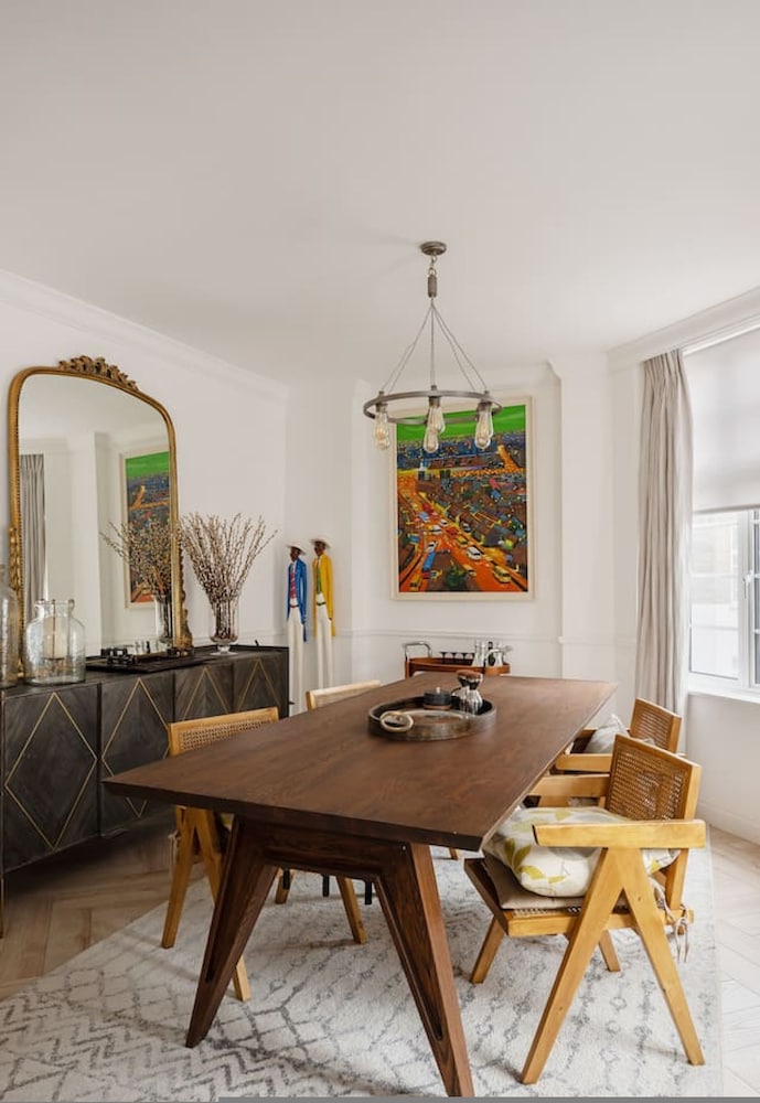 Luxury 3-bed Marylebone Home Security Elevator