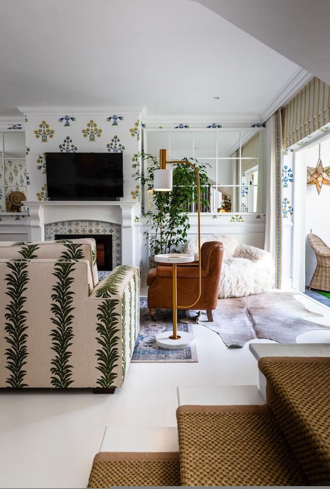 Modern Coastal Townhouse at The Majestic