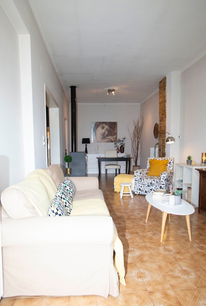 Electra s 2-bedroom Apt-convenient Location Patra