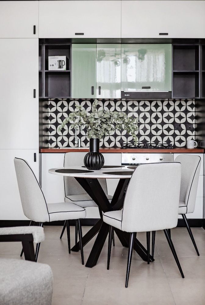 Deluxe 2BR Apartments at Socio