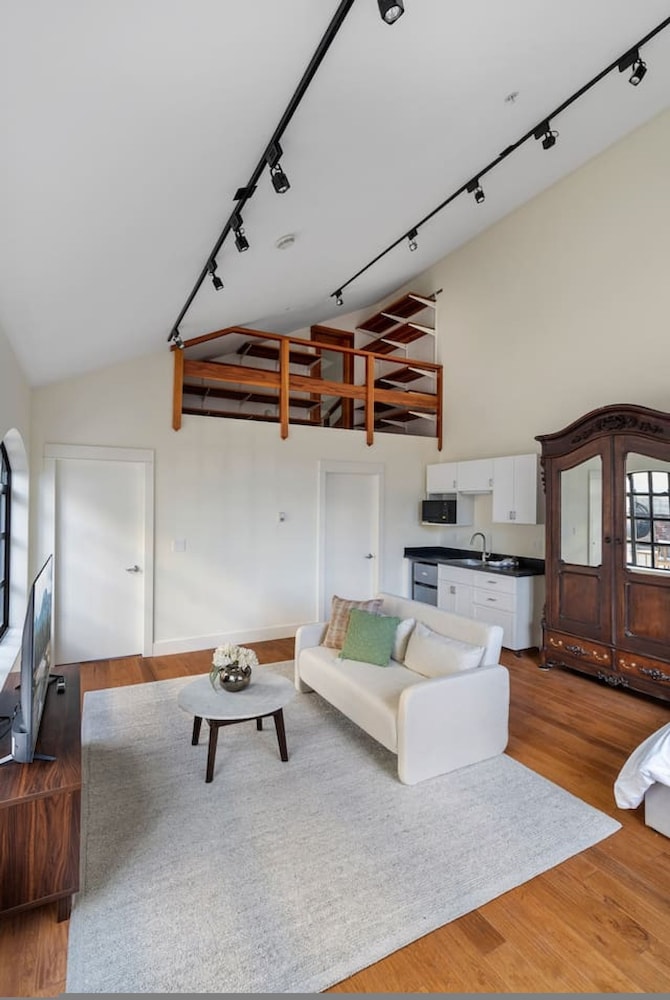 Historic Hideaway in BC