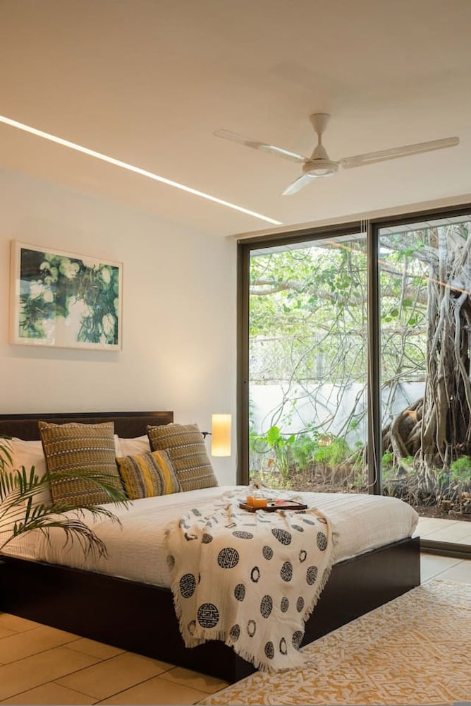 Aster by Hireavilla - 3BR w Private Pool in Parra