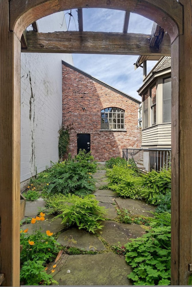 Historic Hideaway in BC