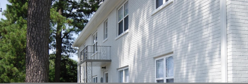 B2bb Enjoy a Full Kitchen in an Affordable Condo Near Peachtree Street view 5