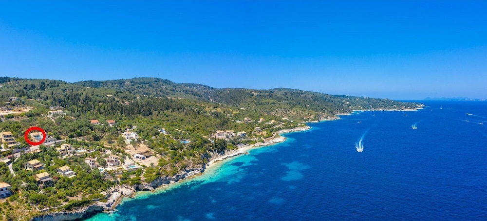 Villa Martha Large Private Pool Walk to Beach Sea Views A C Wifi Car Not Required - 2247