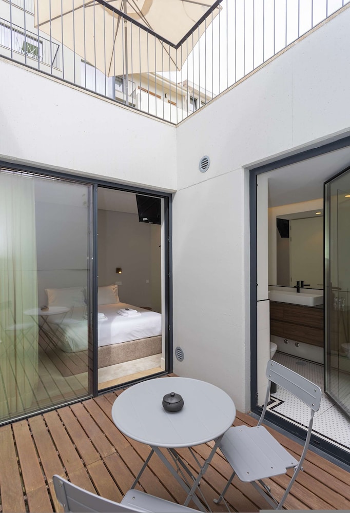 Liiiving in Porto - Pool Paradise Apartment B