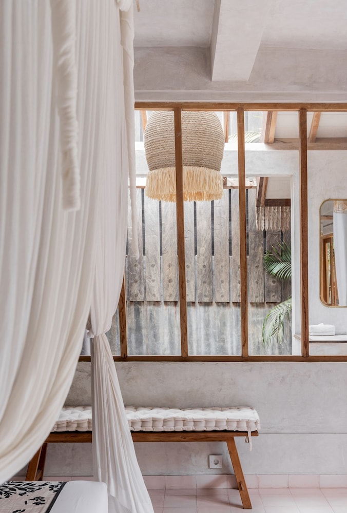 Villa Palm Jari 1 by Alfred in Bali - Architectural 2 Bedroom Pool Villa Berawa Canggu