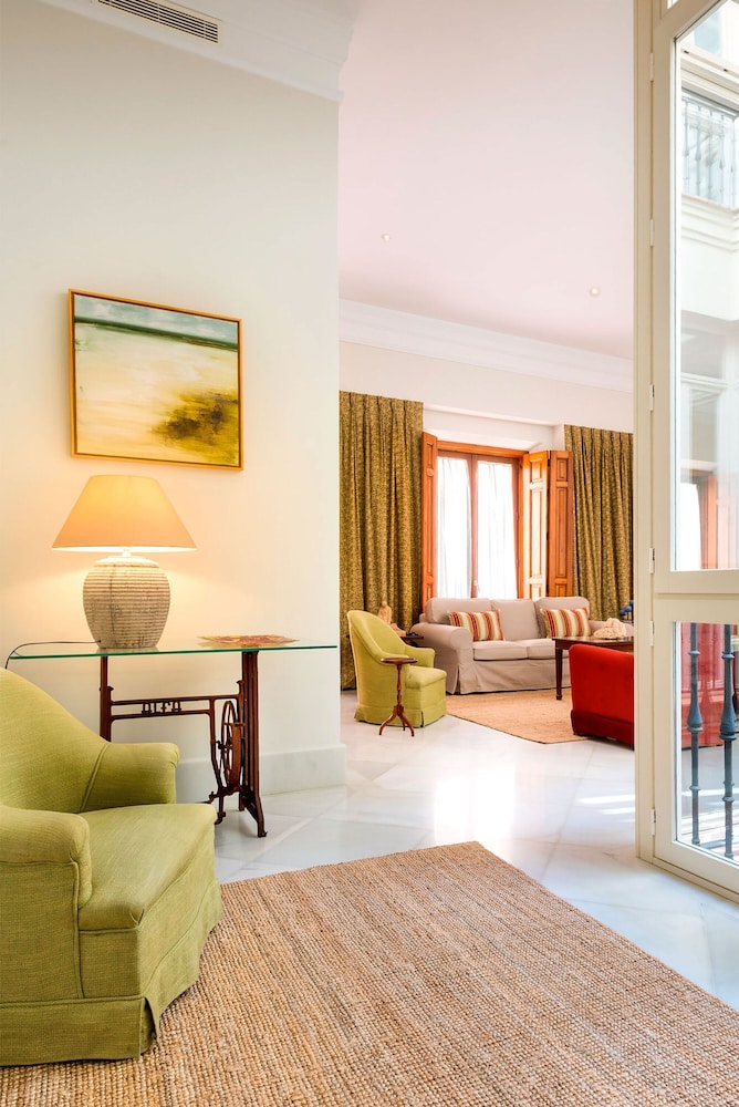 Luxury 3 Bd Apartm With 200m2 Prime Location Padre Marchena II