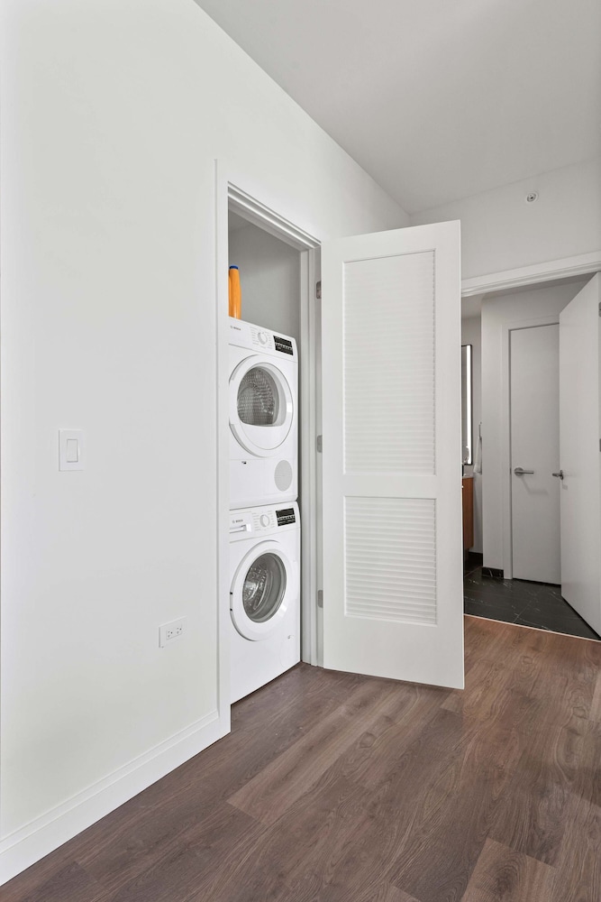Luxe Apts Stunning Lake Views Resort Amenities