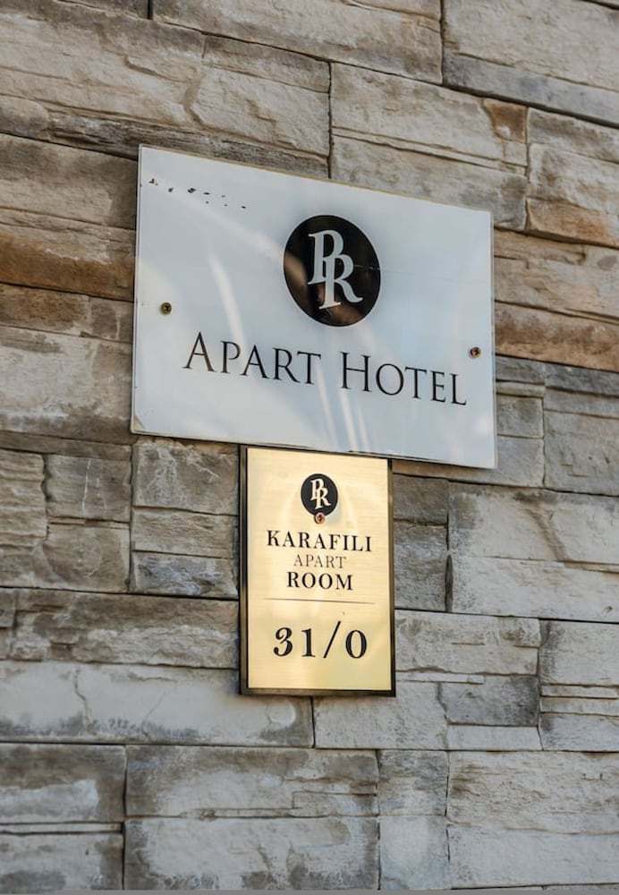 Garden View Apartment - Karafili
