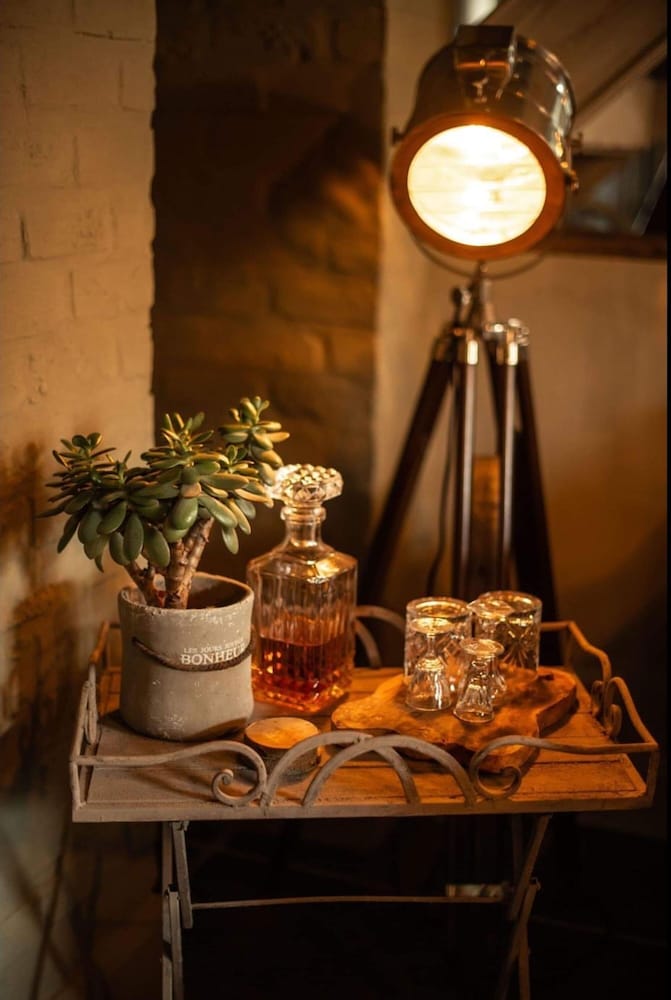 La Petite For t Antique Countryside Greenhouse