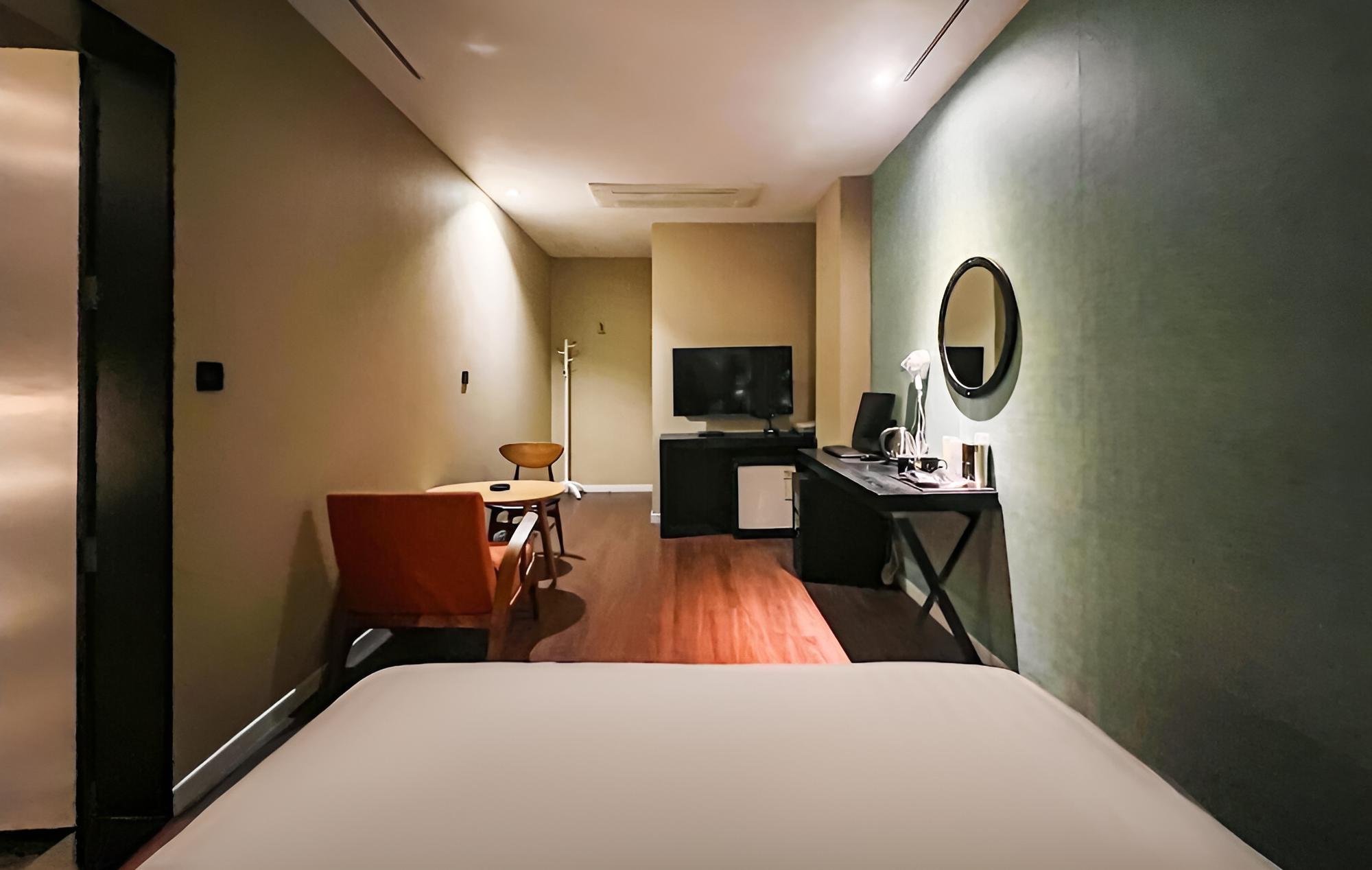 Pyeongchon Hotel Avenue 186 view 5