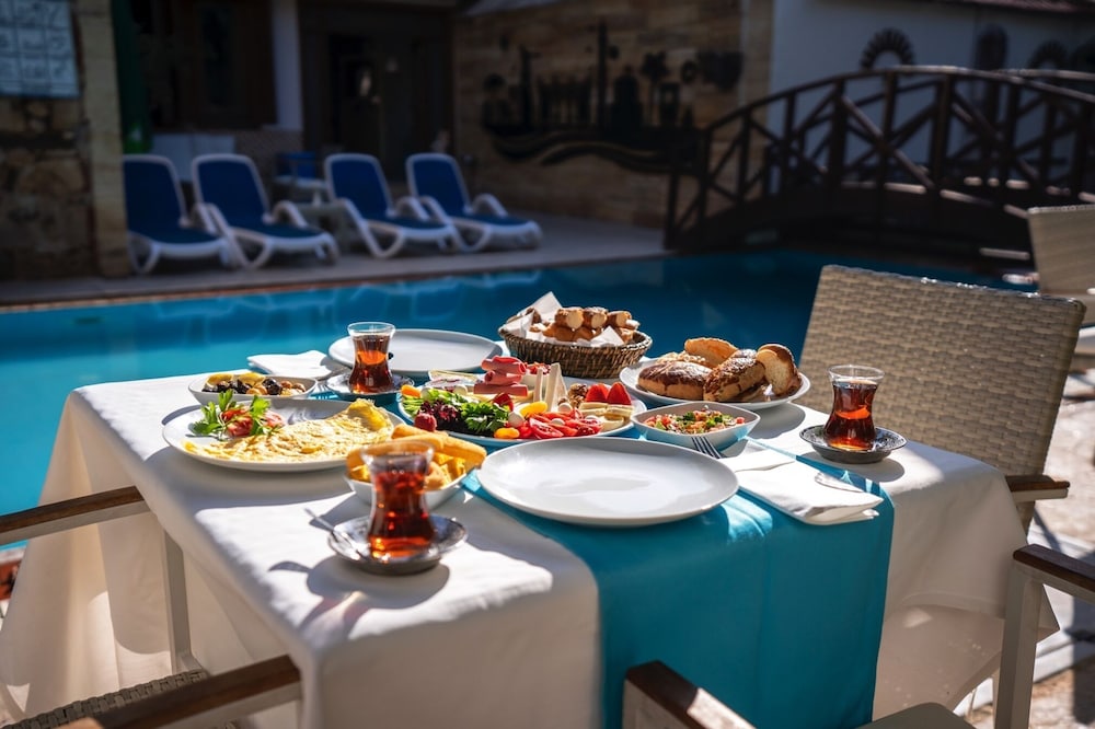 Castle Eski Şehir - Image 51