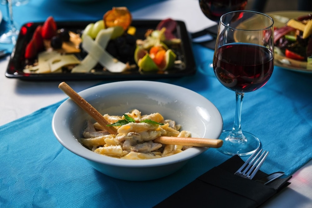 Castle Eski Şehir - Image 50